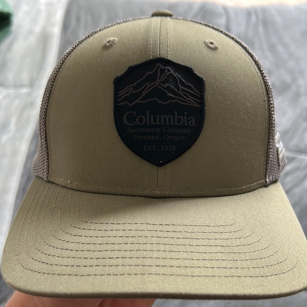 Columbia OS Hat